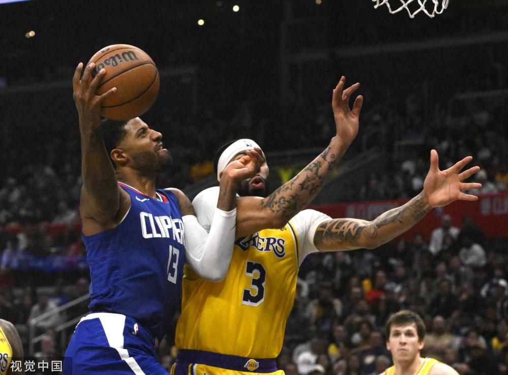 重返赛场的 重返赛场的