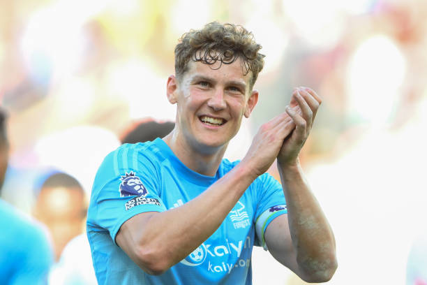 字母哥的成 字母哥的成