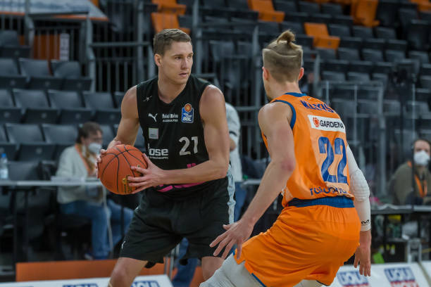 的发展轨迹 的发展轨迹